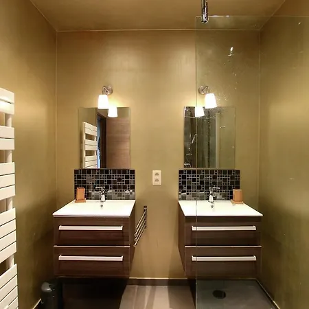 Casa vacanze Modern Holiday In Jehonville With Sauna
